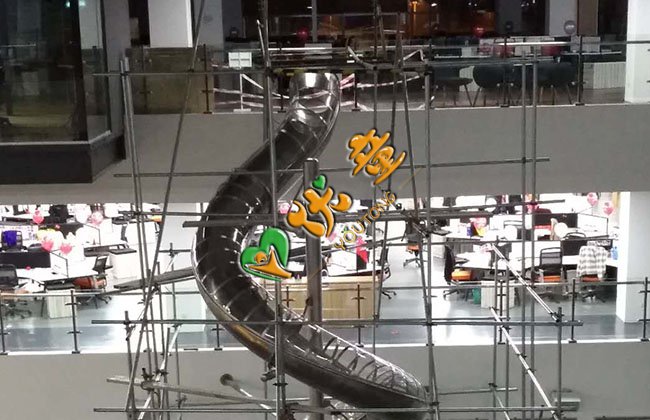 马来西亚亚航不锈钢滑梯实物案列