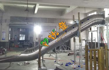 出口台湾台北的不锈钢滑梯实物案列