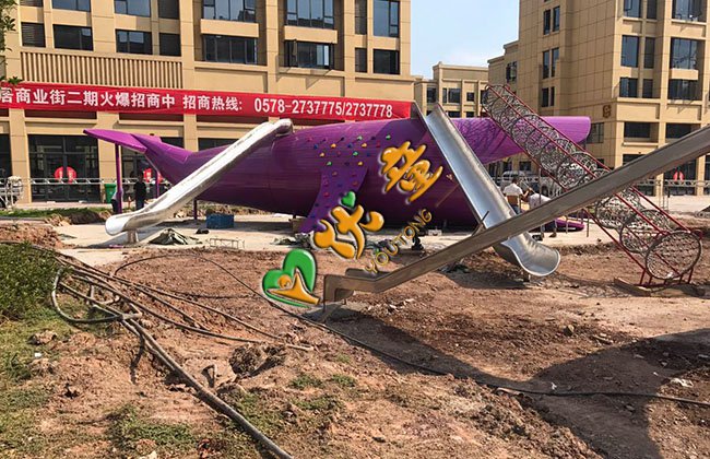 滑梯定制