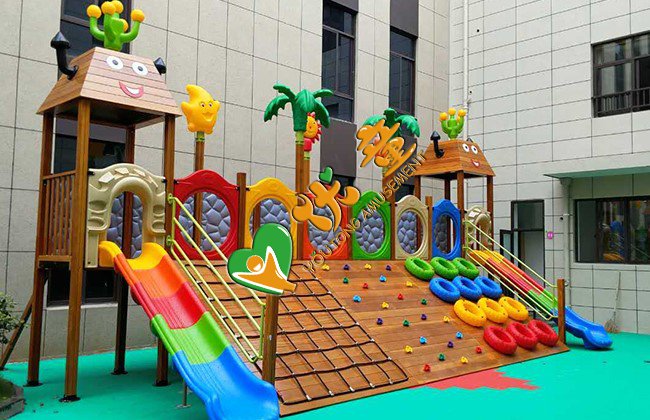 木质滑滑梯厂家