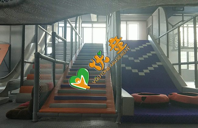 室内游乐场